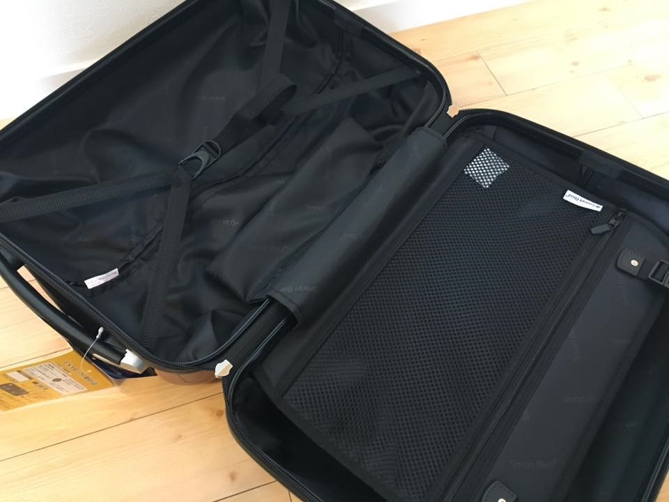 長崎県佐世保市へのふるさと納税でもらった返礼品のキャリースーツケース